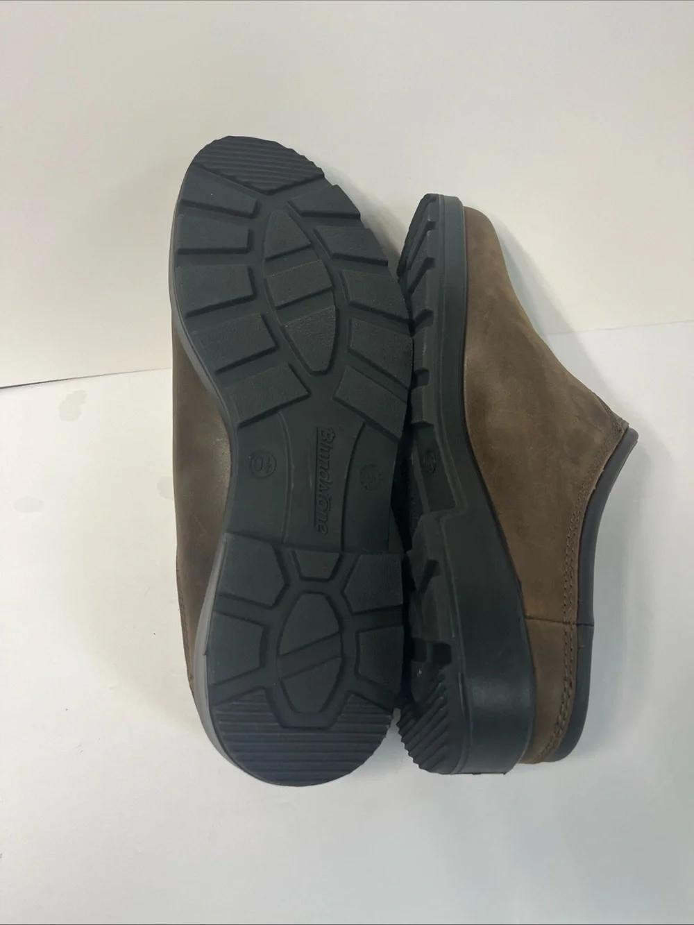 Blundstone Men's Slip-On Mules in Brown with Black Trim AU 9.5 / US 10.5